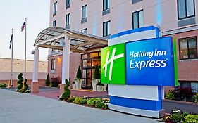 Holiday Inn Express Brooklyn, An Ihg Hotel